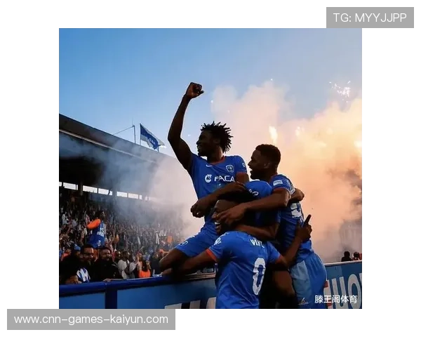 波尔图一脚远射惊艳全场：一场不可复制的足球艺术